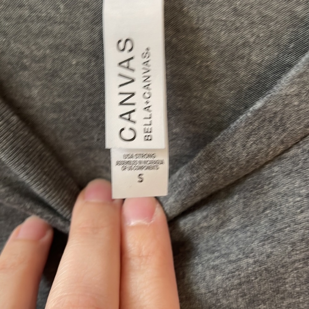 LOVE Tee - Picture 2 of 2